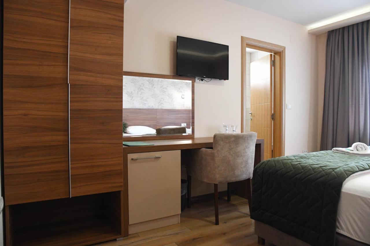 Hotel Garden Novi Sad Ngoại thất bức ảnh