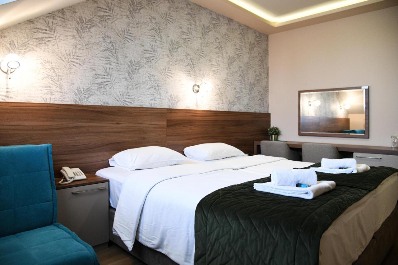 Hotel Garden Novi Sad Ngoại thất bức ảnh